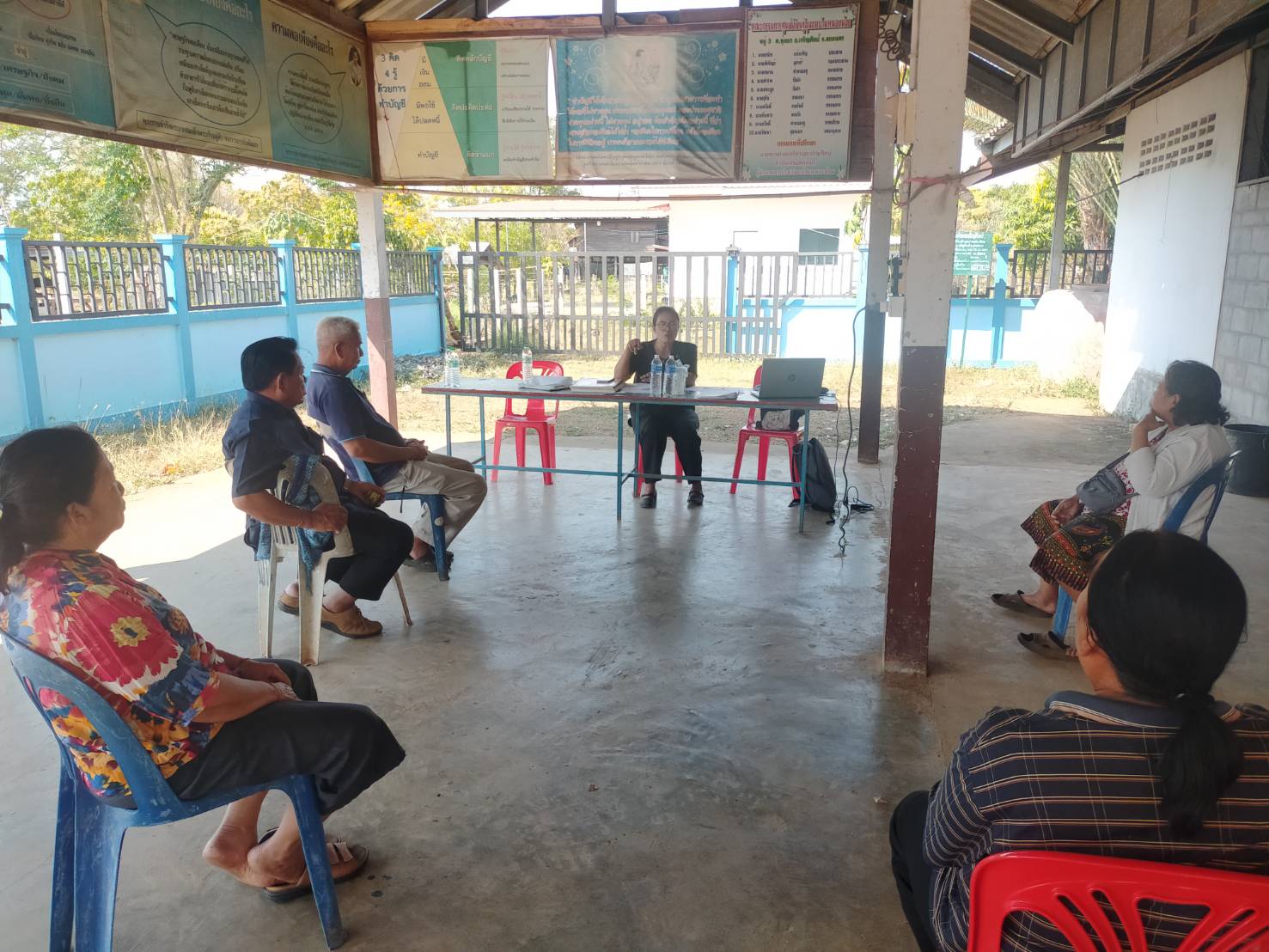 ✨ พช.เจริญศิลป์ จ.สกลนคร : ติดตามการดำเนินงานกลุ่มออมทรัพย์เพื่อการผลิตบ้านหนองน้อย เสริมความเข้มแข็งการบริหารจัดการกลุ่ม