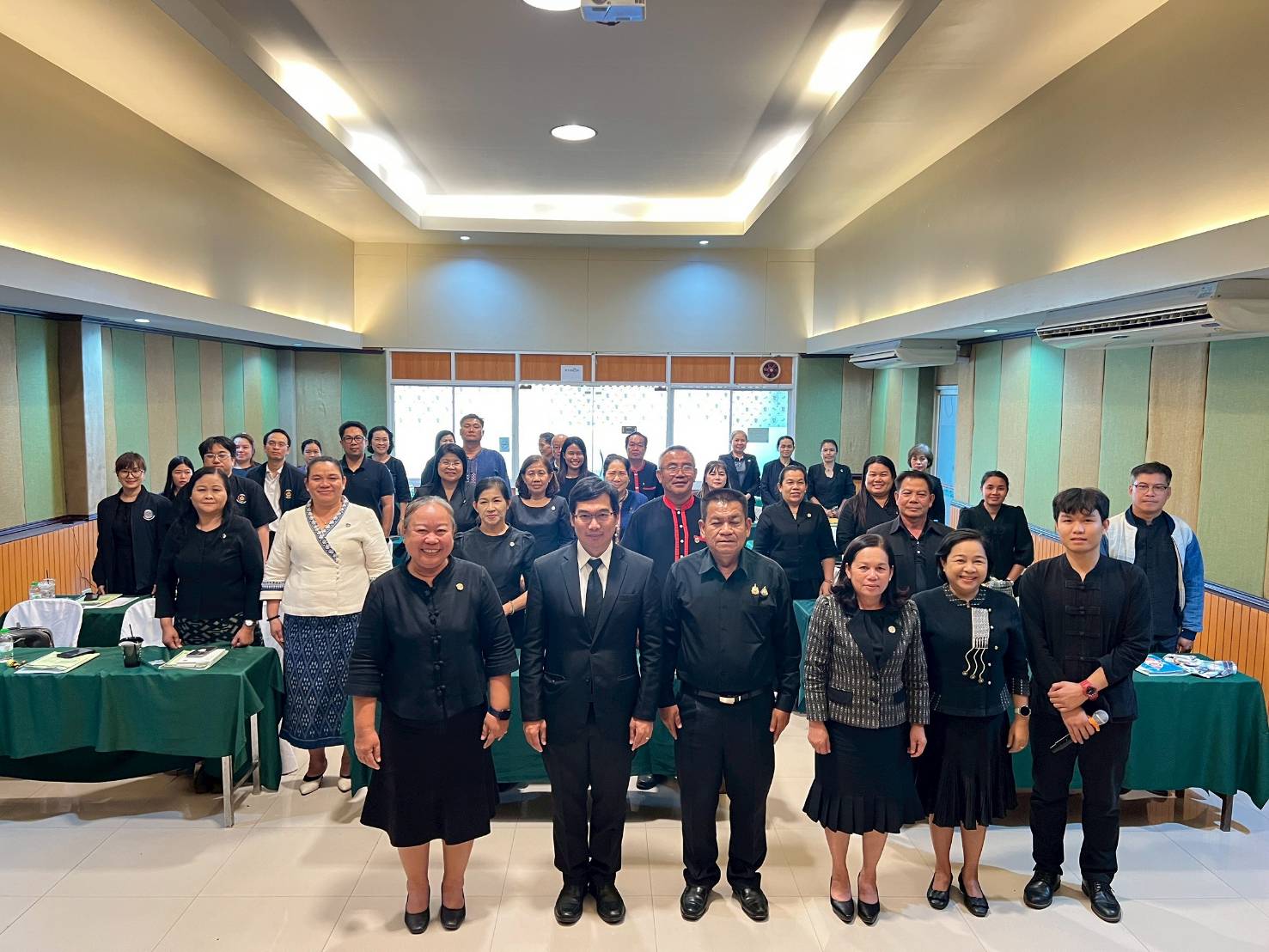 ✨ พช.เจริญศิลป์ จ.สกลนคร : ร่วมประชุมเชิงปฏิบัติการส่งเสริมทักษะการบริหารจัดการทุนชุมชนตามหลักธรรมาภิบาล ระดับจังหวัดสกลนคร