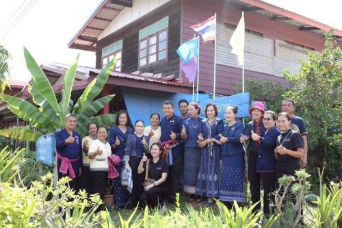 สกลนครเมืองแห่งความสุข "พอเพียง สะอาด ปลอดภัย"ดีเด่นระดับจังหวัด บ้านเจริญศิลป์ หมู่ที่ 1 ตำบลเจริญศิลป์
